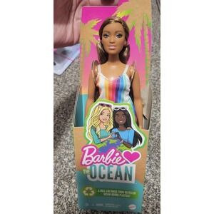 Barbie the ocean